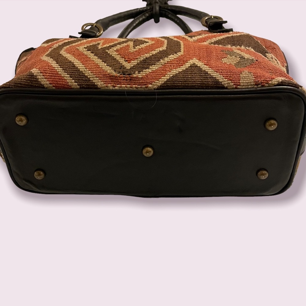 Recycled Rug Scraps Handbag - Picture 3 of 6